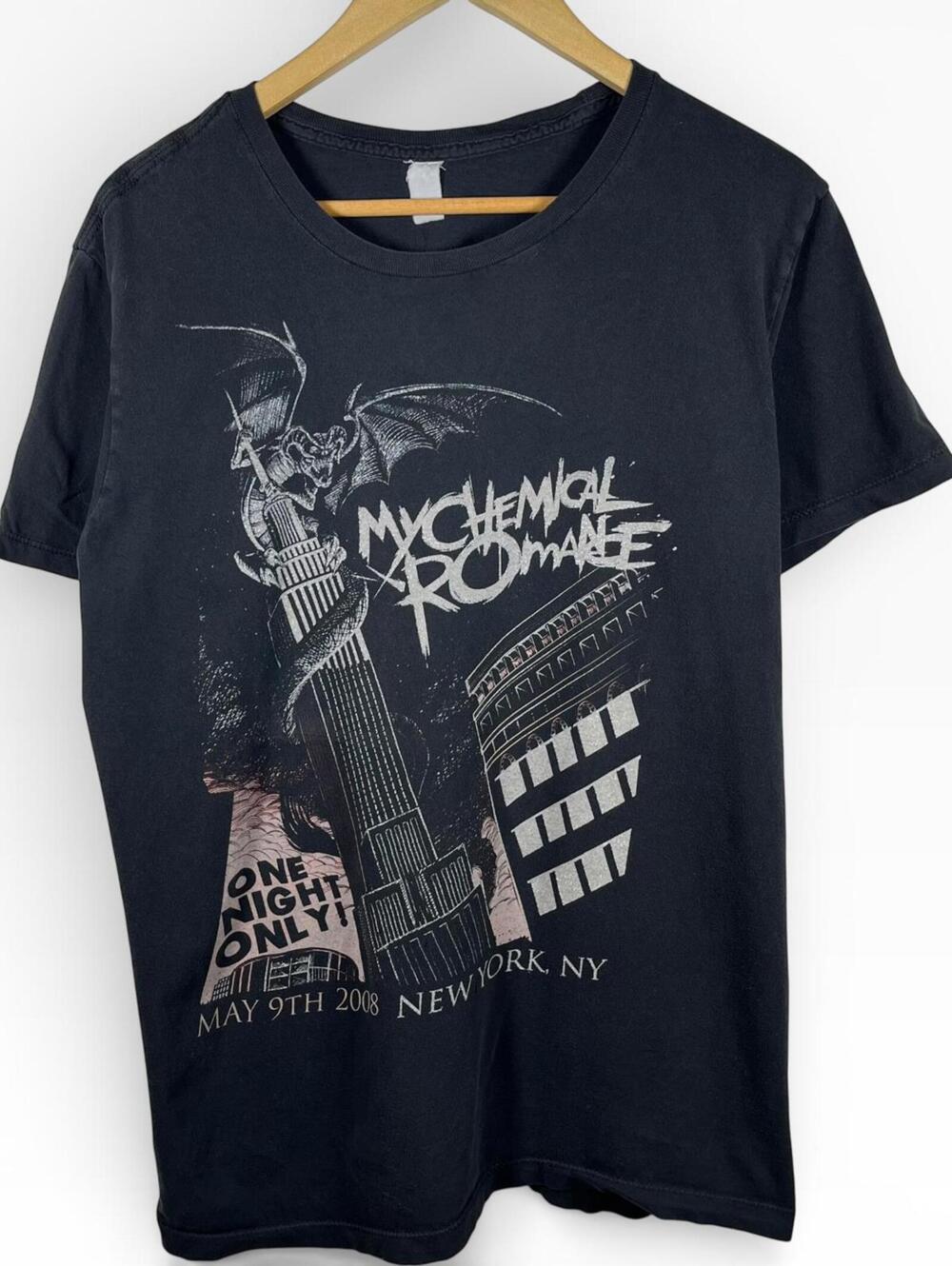 Vintage Y2K My Chemical Romance 2008 Graphic Band Tee Mens T-Shirt Size Medium